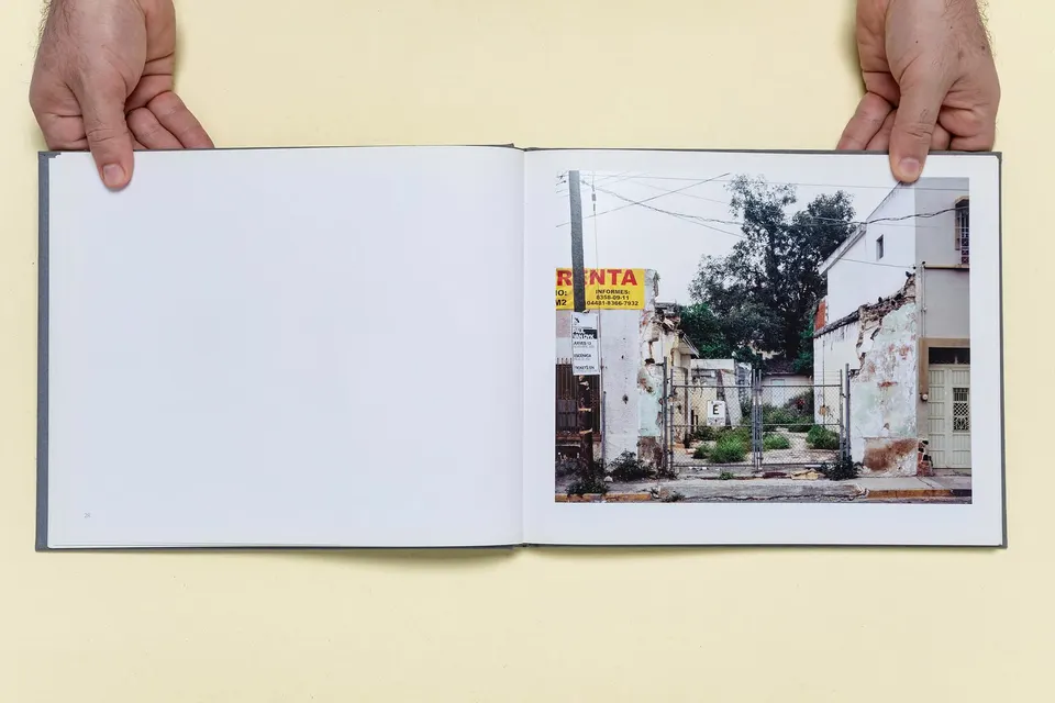 Suburbia Mexicana 5